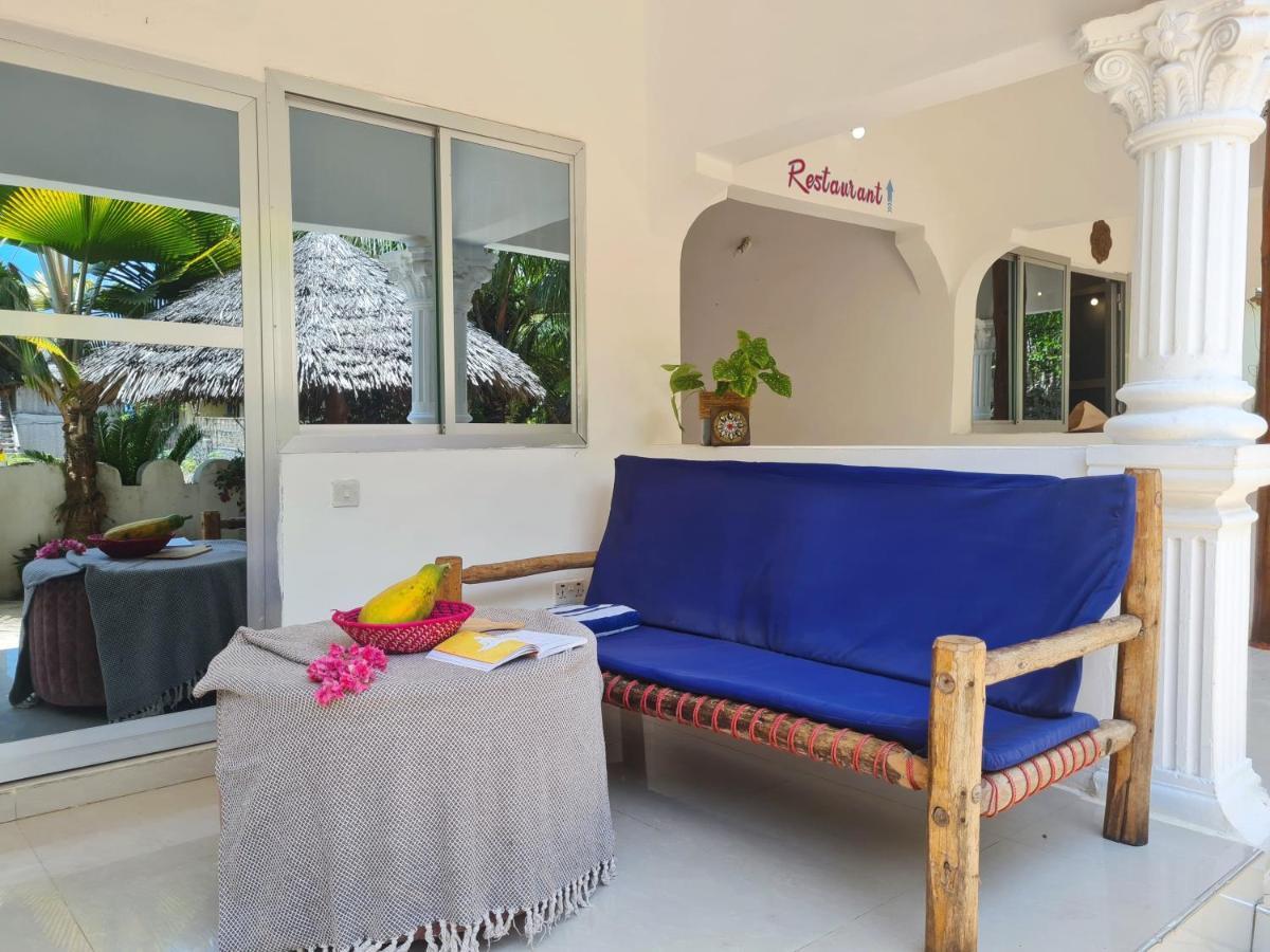 Beachfront Villa Ladha Ya Zanzibar Джамбіані Екстер'єр фото
