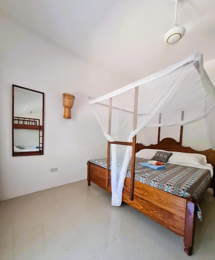 Beachfront Villa Ladha Ya Zanzibar Джамбіані Екстер'єр фото