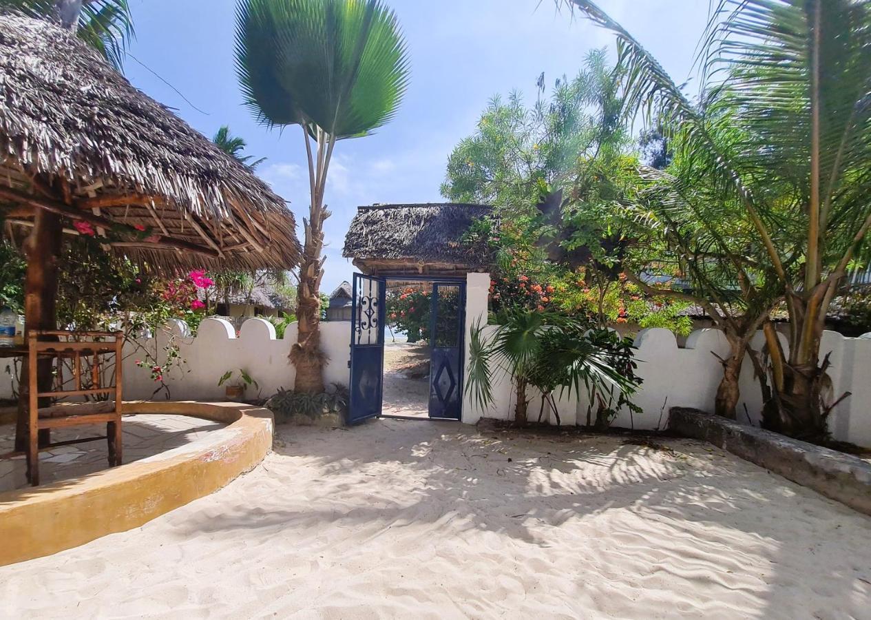 Beachfront Villa Ladha Ya Zanzibar Джамбіані Екстер'єр фото