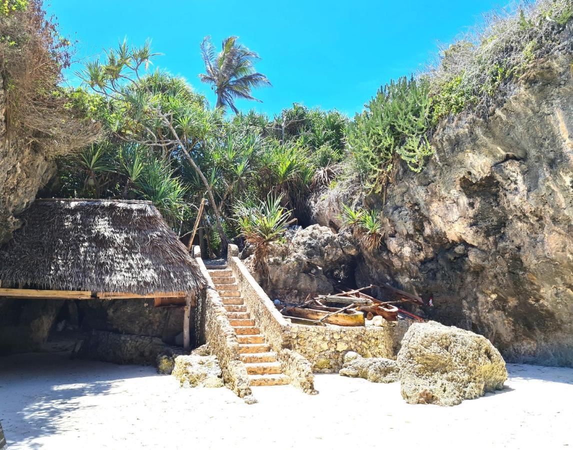 Beachfront Villa Ladha Ya Zanzibar Джамбіані Екстер'єр фото